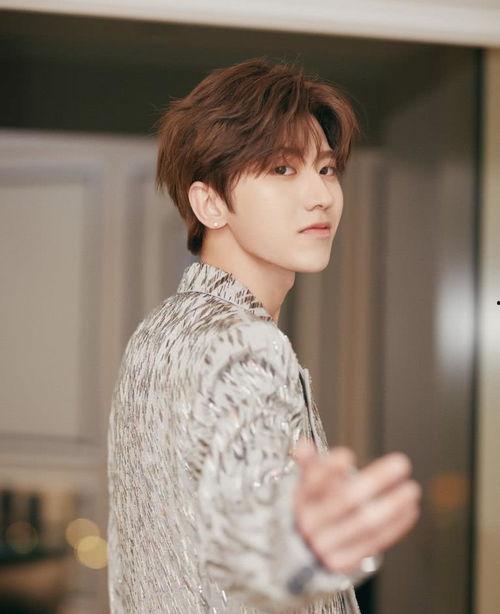 娱乐圈最新多角恋爆料,多角关系疑云重重